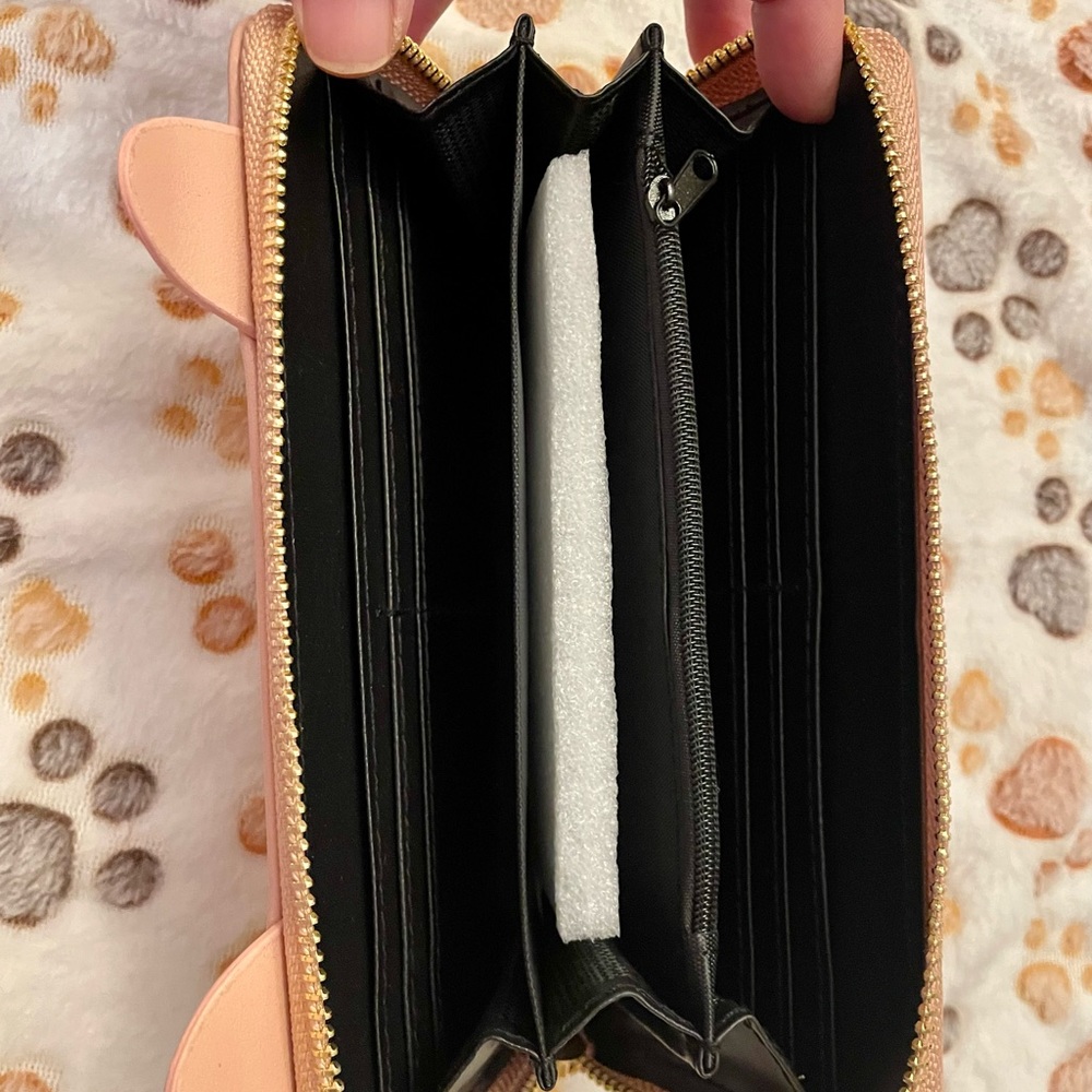 Kitty Wallet - Picture 6 of 8